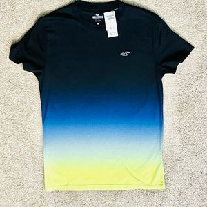 Hollister T-Shirt size small